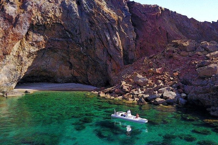 3 timmars privat kryssning - South Coastline of Mykonos