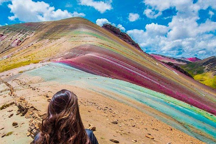 クスコ発パルッコヨ - 色の山へのトレッキング