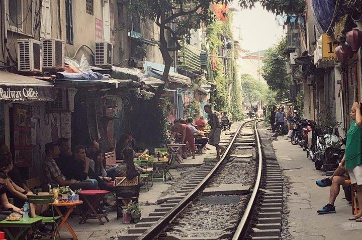 Hanoi: storia e cultura del Vietnam, approfondimenti con un locale