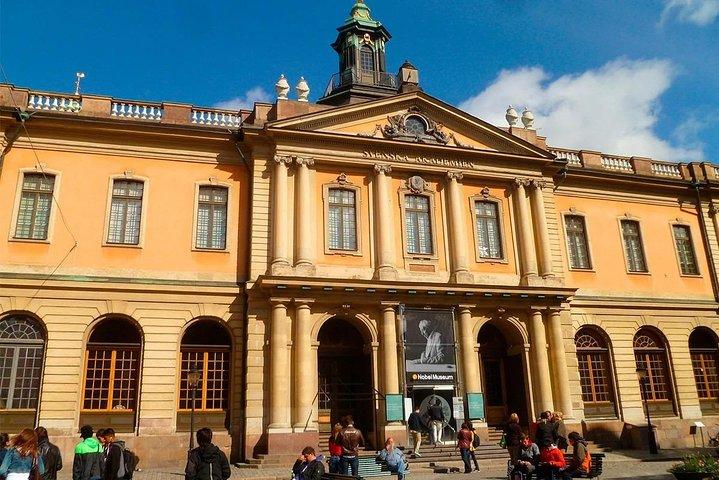 Excursión privada por la costa de Estocolmo: Museo Nobel y Ayuntamiento