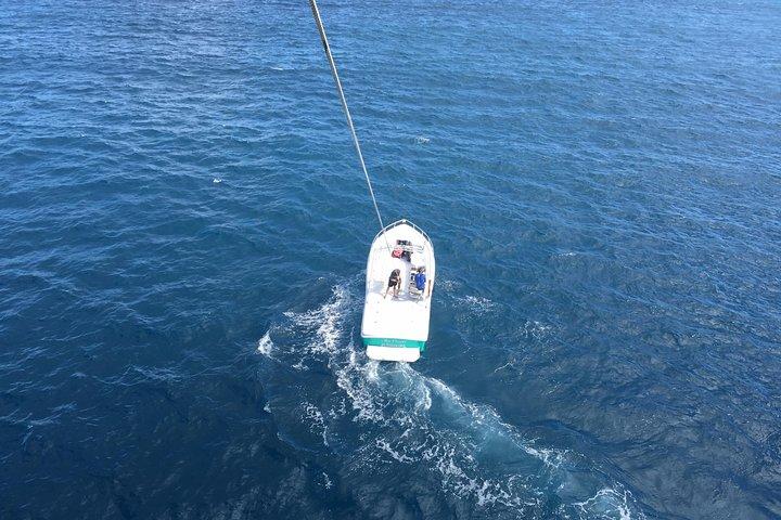 セント・トマス島でパラセーリング体験
