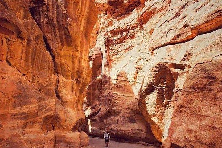 Excursão de 3 dias em Petra e Wadi Rum saindo de Amã, Mar Morto OU Aeroporto de Amã