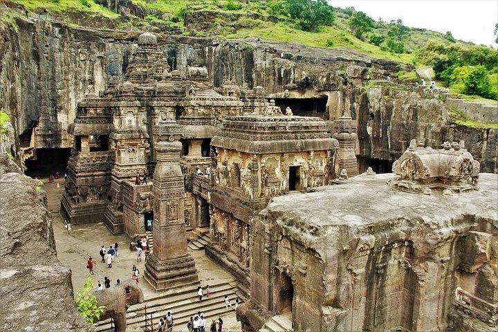 Ajanta og Ellora huler fra Mumbai med privat bil 3D / 2N med 3 * indkvartering
