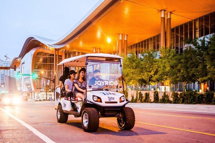 Tour del birrificio e della distilleria di Nashville in golf cart