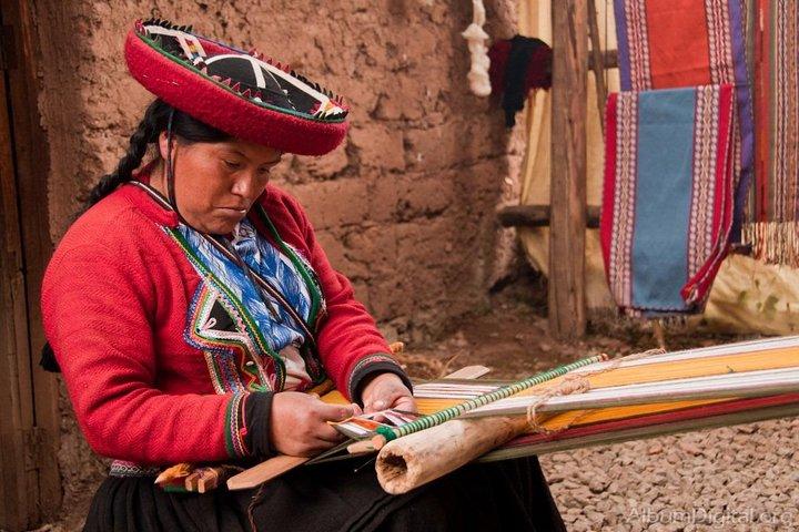 Prívate Tour Moray | Salt mines | Chinchero & visit centre textil
