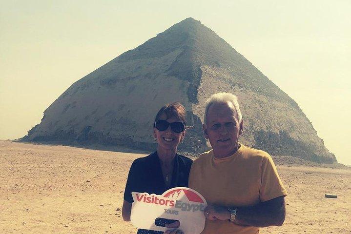 メンフィス市、サッカラ、ダハシュールでのプライベート旅行