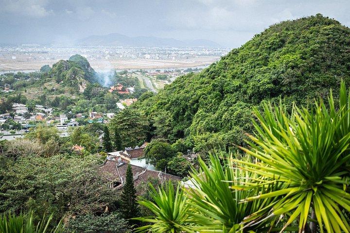 プライベートドライバーで大理石の山々&ソントラリンウンを探索