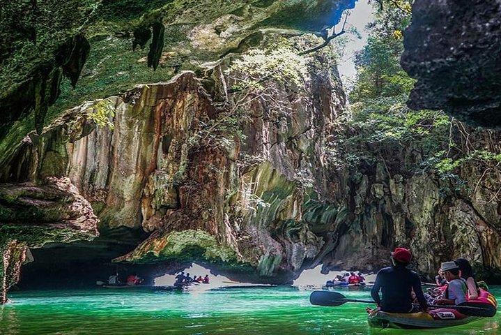 Viagem premium à Ilha James Bond em lancha