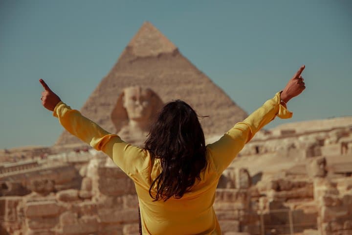 Private Tour To Giza Pyramids and Sphinx
