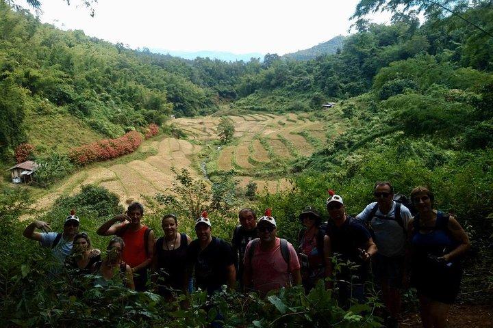 2 DAGE 1 NAT Deltag i Jungle Trek i Huay Nam Dung National Park