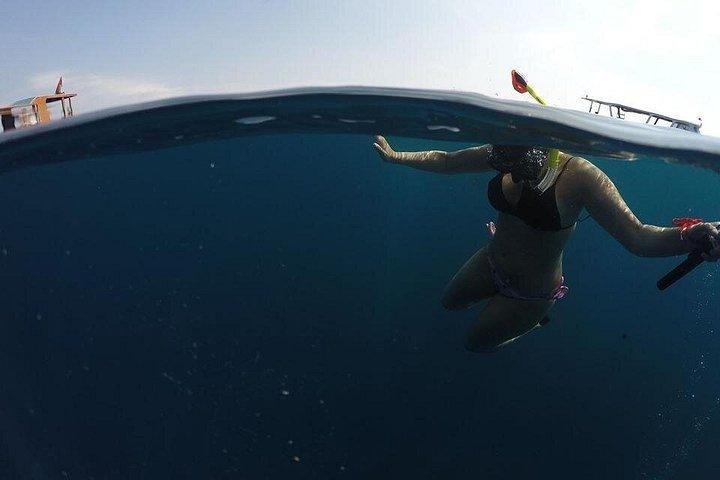 ギリ・トラワンガン、メノ、エアへの特別日帰り旅行：ロンボク発