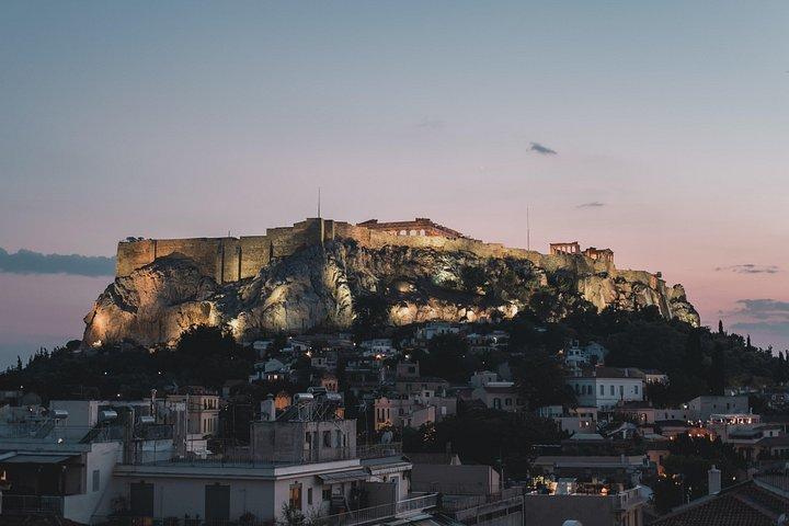 Oplev Athens natteliv med en lokal