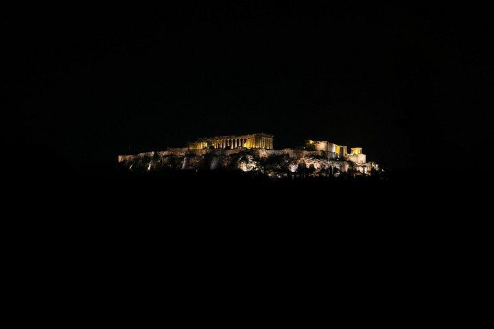 Oplev Athens natteliv med en lokal