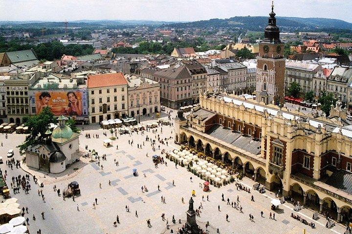 Warszawa til Auschwitz og Krakows gamle bydel Heldagstur i bil