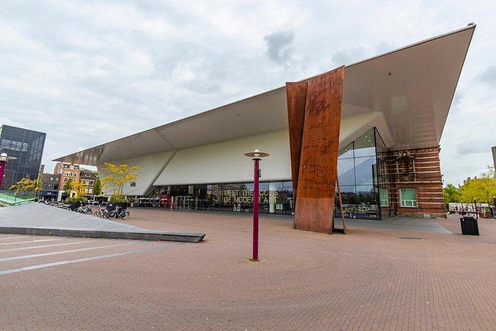 Explore a arte e a cultura de Amsterdã com um local