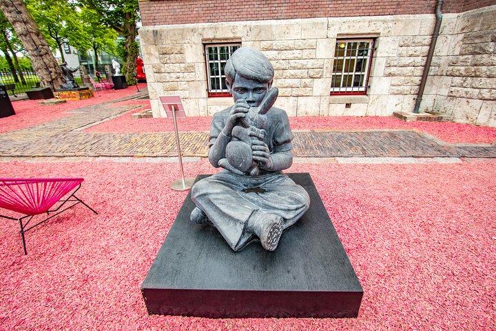 Explore a arte e a cultura de Amsterdã com um local