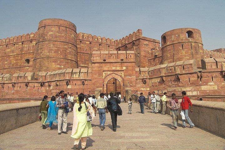 From Goa: Golden Triangle Private Tour with Flight & Hotels