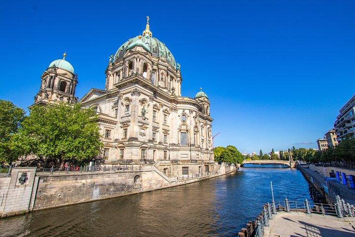 Architectural Berlin: Private Tour with a Local Expert