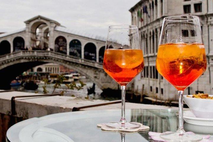 Eine private Food-Tour in Venedig zwischen "Bacari" und "Cicchetti"