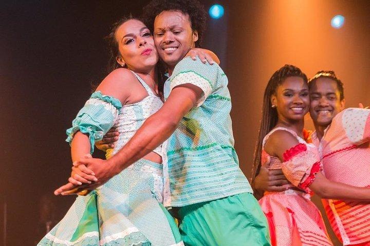 Ginga Tropical Show og Samba Class