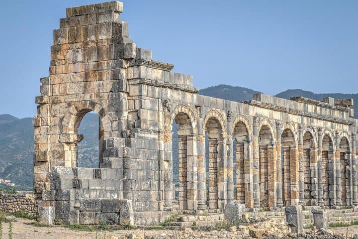 Day trip from Fes: Fes to Volubilis, Moulay Driss Mauseuleum and Meknes