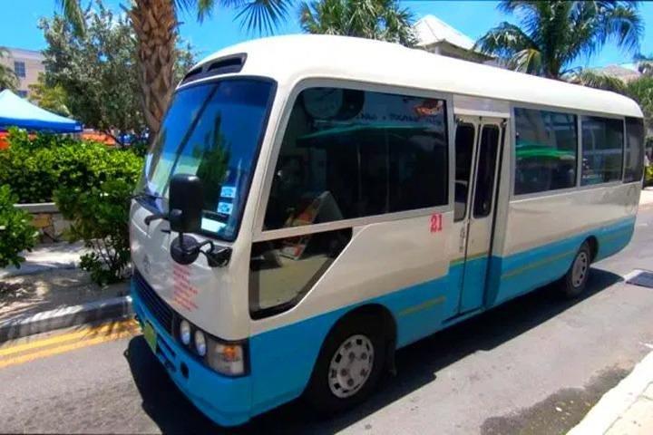 Privater großer Bus mit lokalem Führer (maximal 27), Schokoladen- und Rumfabrik, Fotostopps