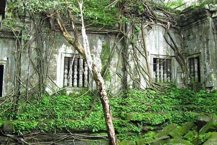 クーレン滝、1000 リンガ川、ベンメリア小グループツアー