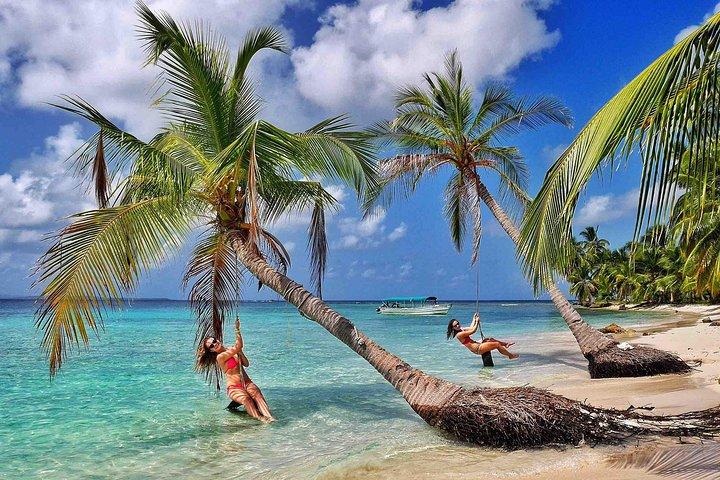 1- eller 2-Nigh i Perro Chico Island, San Blas Guna Ayala