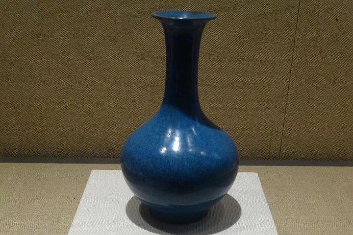 Tour privato di un'intera giornata al mercato antico di Panjiayuan e al Museo della capitale di Pechino