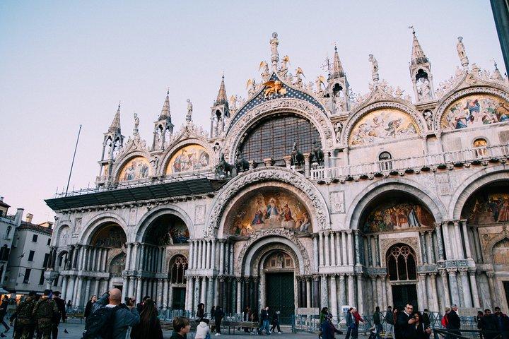 Explora Venecia en 90 minutos con un local