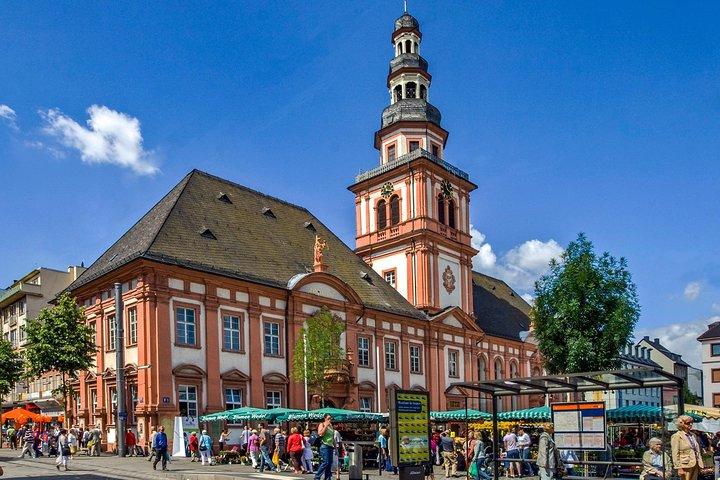 Explore los lugares dignos de Instagram de Mannheim con un local