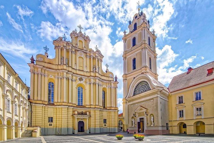 Descubra os pontos mais fotogênicos de Vilnius com um local