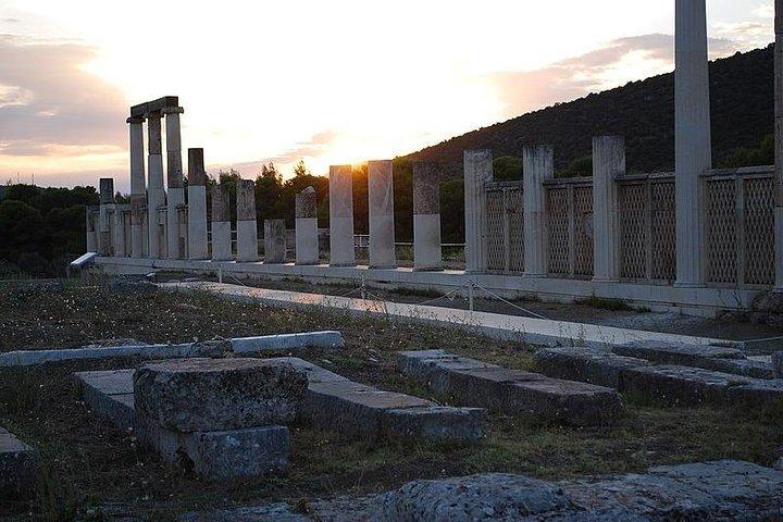Excursão privada de 4 dias em Argolis, Olímpia Antiga, Delfos e Meteora saindo de Atenas
