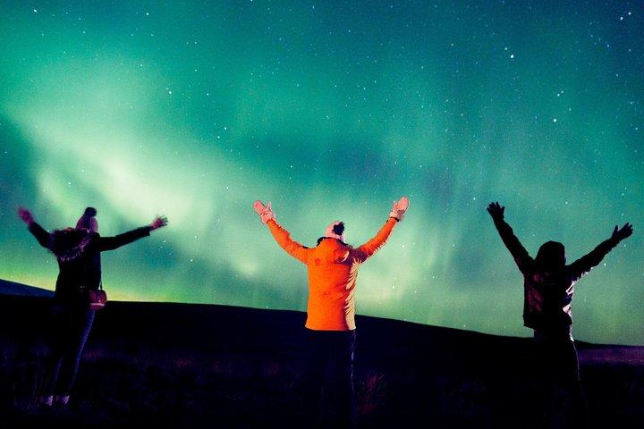Northern Lights Small Group Tour från Reykjavik med gratis foton