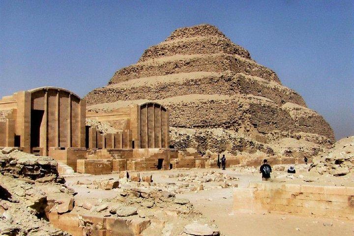 Giza Pyramids & Sphinx, Saqqara & Dahschur mit Mittagessen