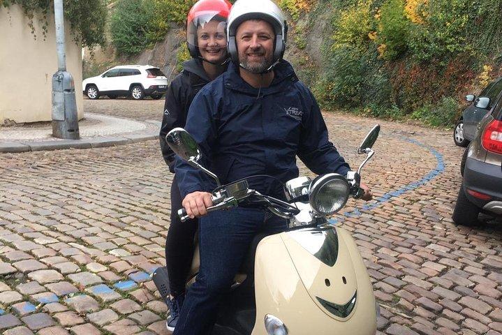 Große Rollertour durch Prag für zwei (Audioguide)