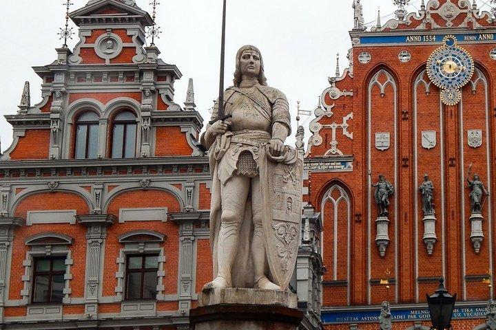 Mitmach-Landausflug: Stadtrundfahrt durch Riga