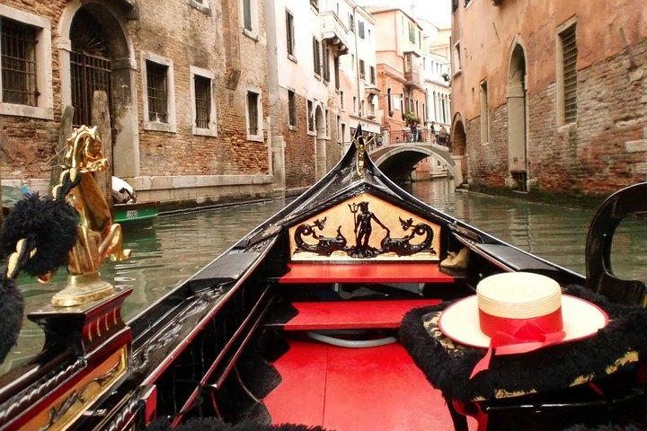 45 minutos ou 1 hora de passeio privado de Gondola a partir de Rialto