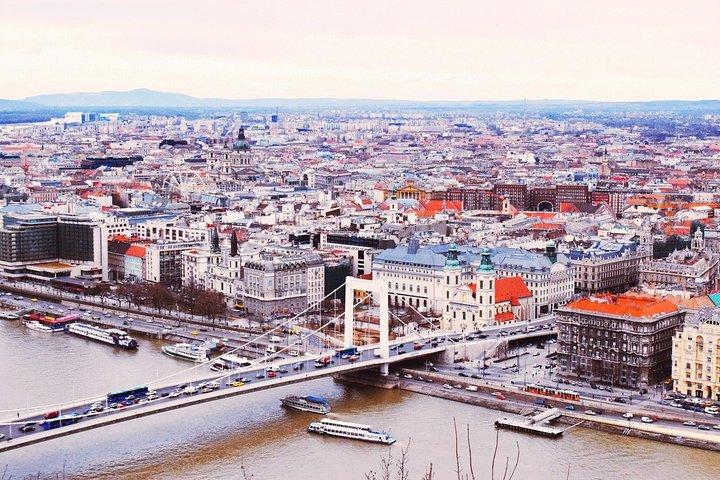 Budapest Urban Ride - Privat heldagsbilstur