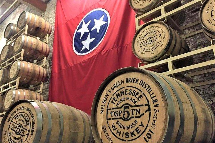 Tennessee Whiskey Experience: Bus Tour with 11+ Whiskey Tastings