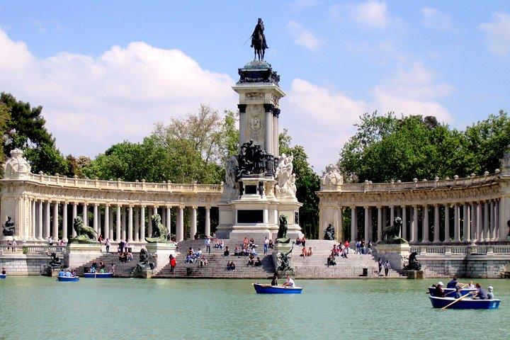 Traslado Privado : Aeropuerto de Madrid MAD a Madrid en Coche de Negocios