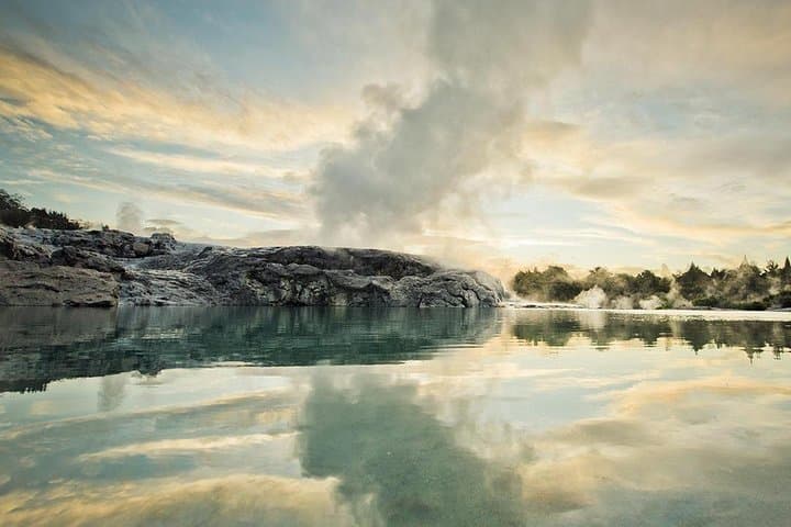 Hobbiton & Rotorua Small Group Day Tour inc Te Puia from Auckland
