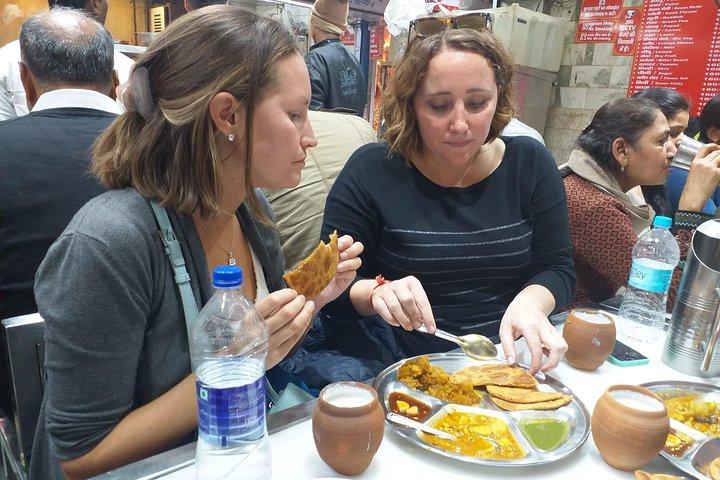Chandni Chowk Old Delhi Food Tour mit Gewürzmarkt