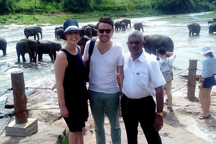 Sri Lanka Multi Day Autovermietung mit englischsprachigem Driver Guide