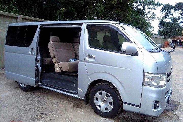 Sri Lanka Multi Day Autovermietung mit englischsprachigem Driver Guide