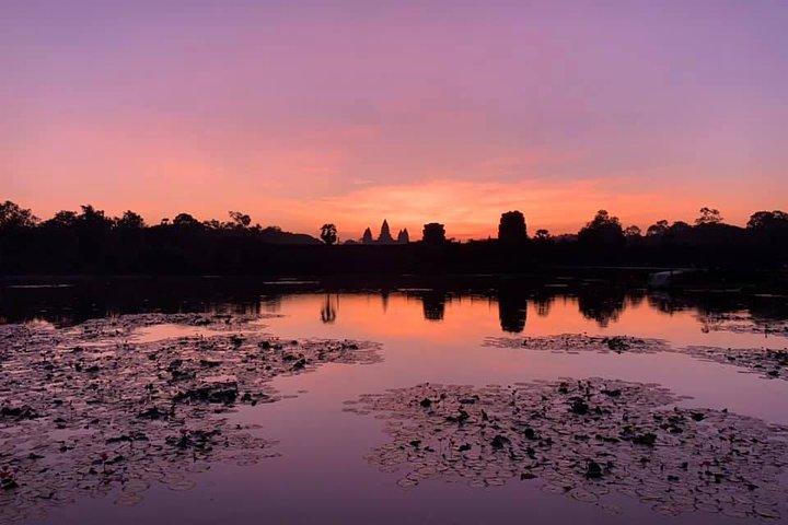 Angkor Wat Sunrise TukTuk Tour