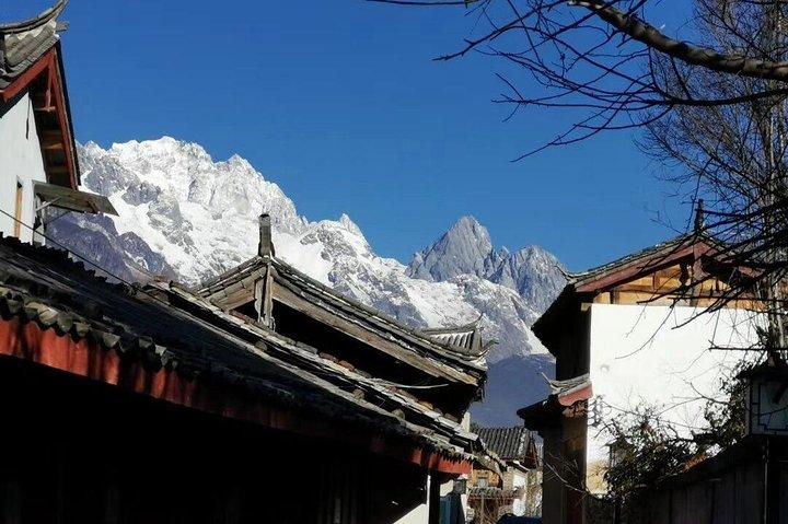 Visite privée de 2 jours des gorges du saut du tigre, de Shaxi et de Shibaoshan au départ de Lijiang