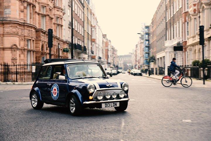 Tour di mezza giornata in una Mini Cooper classica