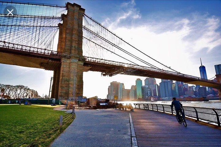 ニューヨークの対照的な街を巡るツアー：ハーレム、ブロンクス、クイーンズ、ブルックリン