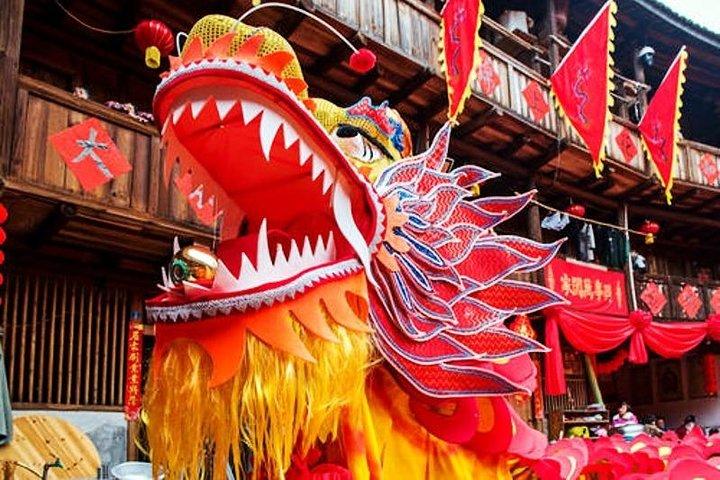 Ganztägige private Tour nach Tianluokeng Tulou und Taxia Village ab Xiamen